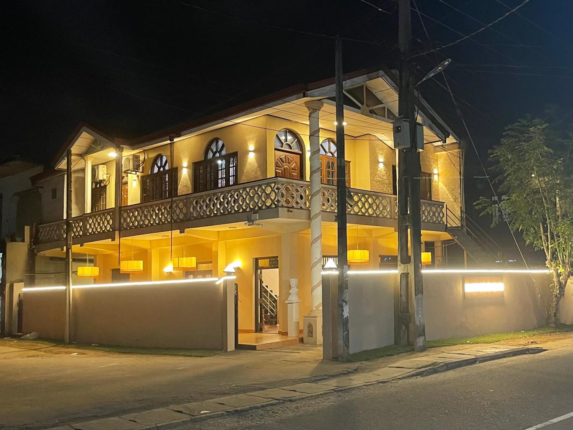 Hotel Rivinson Negombo Exterior foto
