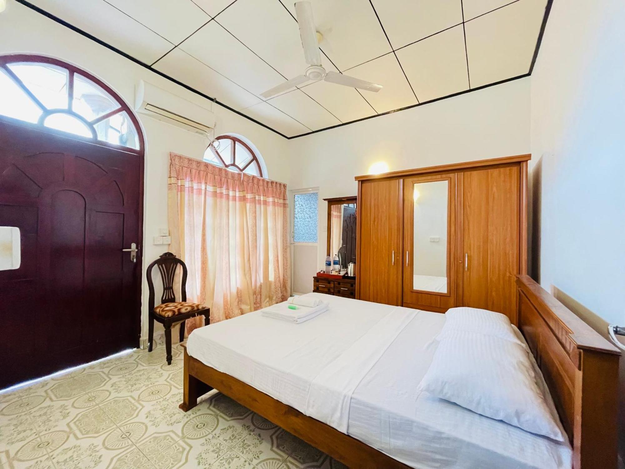 Hotel Rivinson Negombo Exterior foto